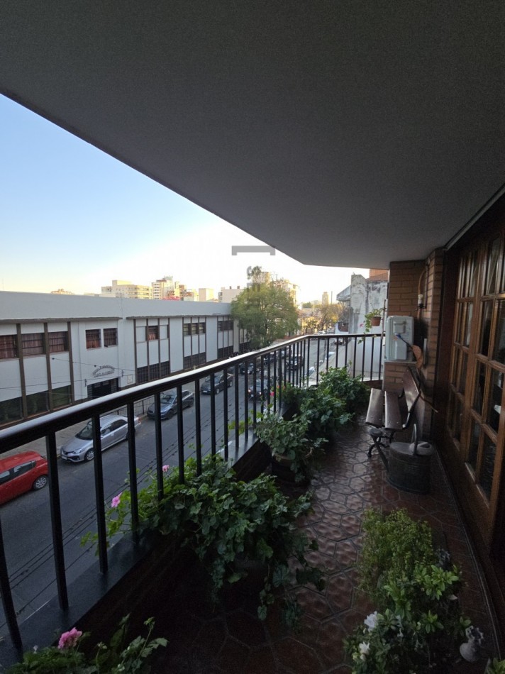 Departamento 3 Dormitorios con Dependencia de Servicio, Ciudad de Salta [SER DUEÑO]