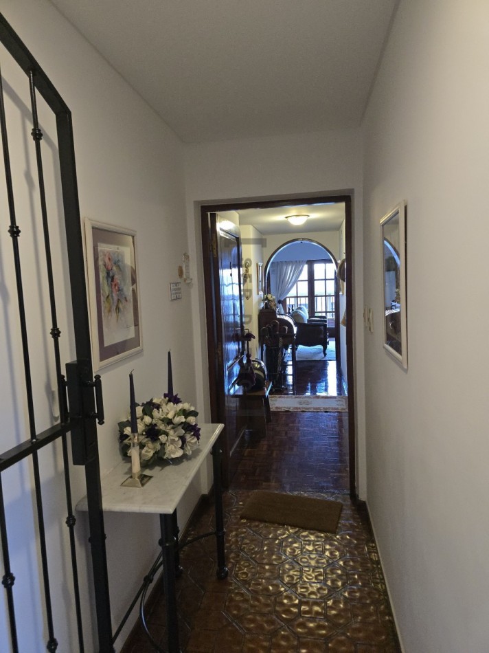 Departamento 3 Dormitorios con Dependencia de Servicio, Ciudad de Salta [SER DUEÑO]