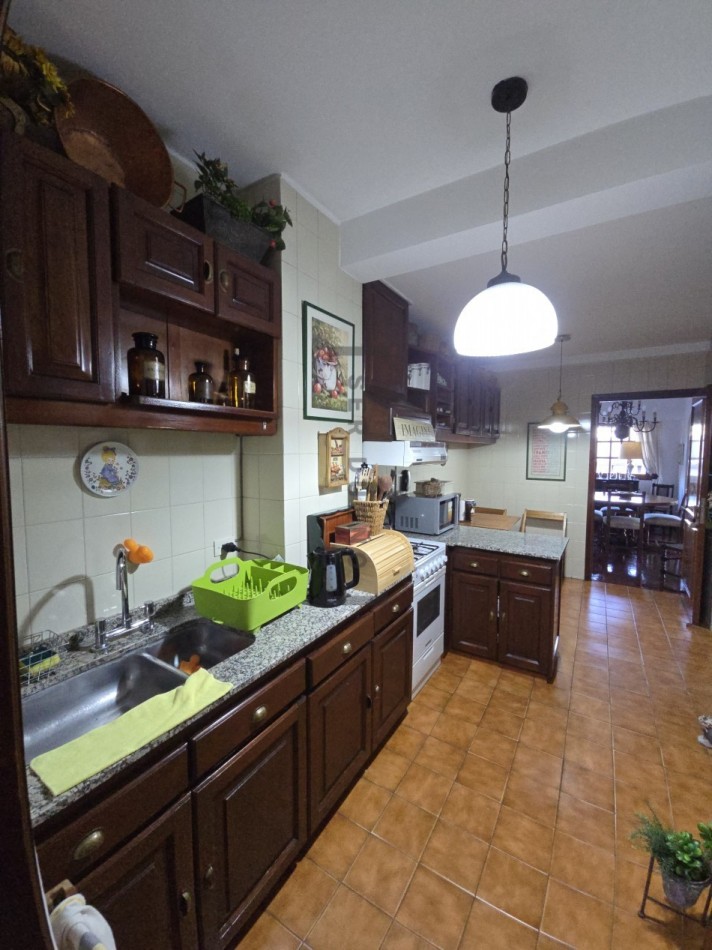 Departamento 3 Dormitorios con Dependencia de Servicio, Ciudad de Salta [SER DUEÑO]