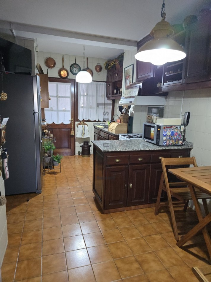 Departamento 3 Dormitorios con Dependencia de Servicio, Ciudad de Salta [SER DUEÑO]