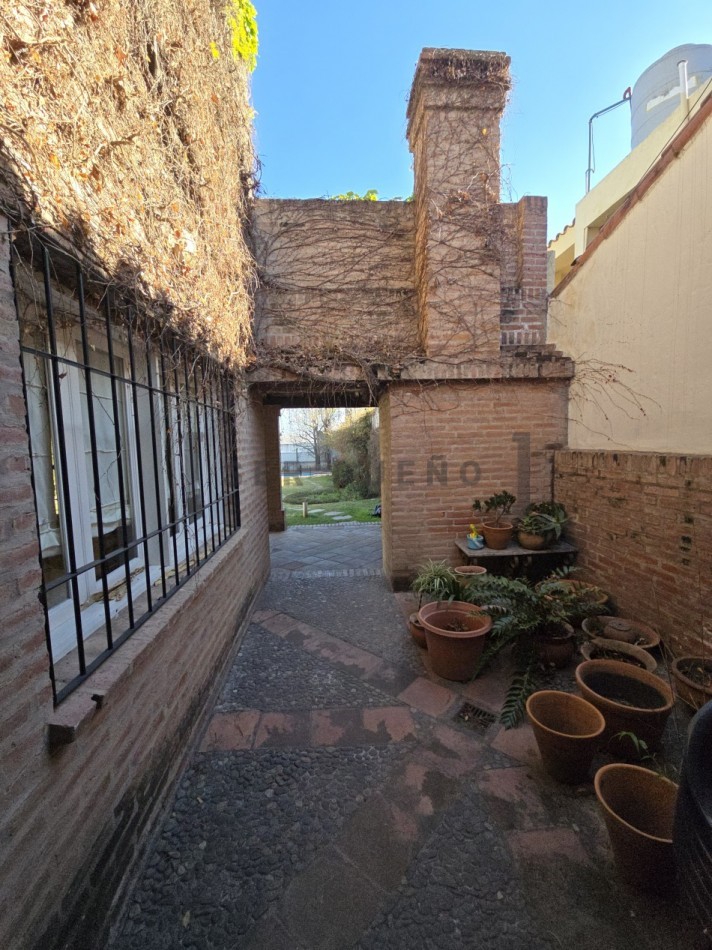 Casa 3 dormitorios Barrio Grand Bourg [SER DUEÑO]