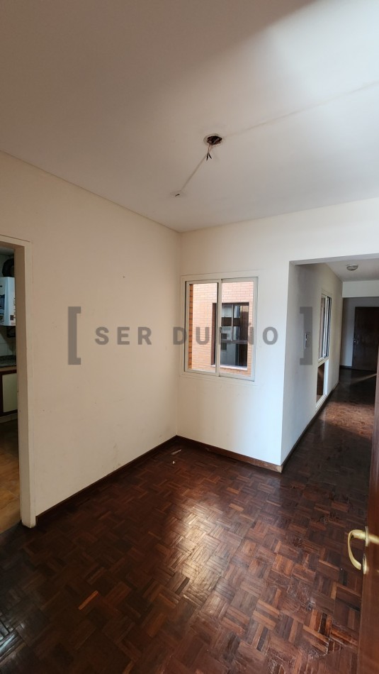 25 de Mayo 630 Departamento 4 dormitorios con cochera [ SER DUEÑO ]