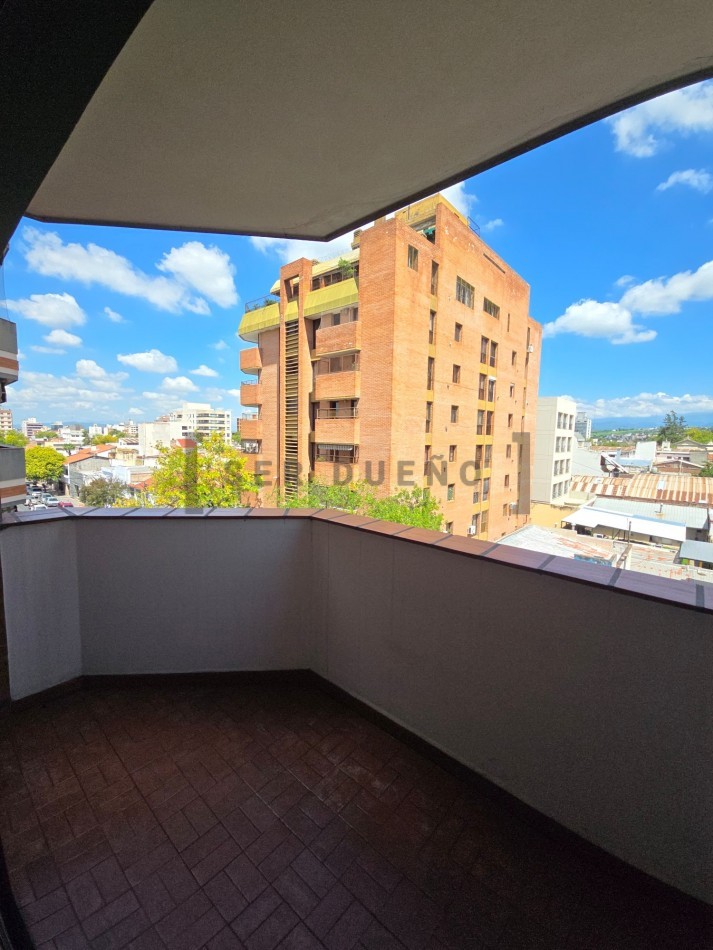 25 de Mayo 630 Departamento 4 dormitorios con cochera [ SER DUEÑO ]