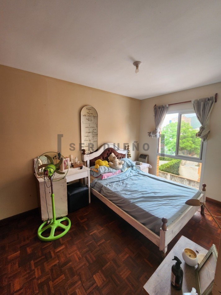 Departamento en alquiler en 25 de Mayo 630 3er piso frente con balcon y cochera