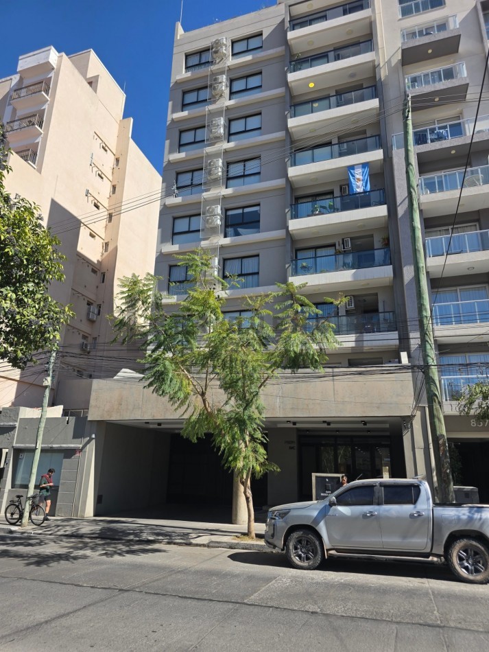Venta Dean Funes 847 Departamento 1 dormitorio con cochera [SER DUEÑO]