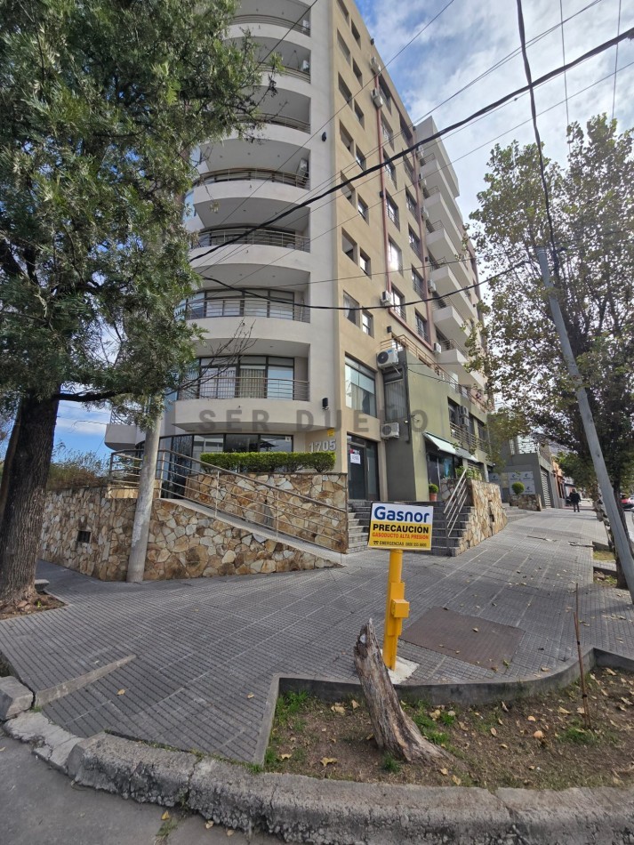 En Venta Depto 2 dormitorios 2 baños con amplio balcon en Edificio Punta Norte, en calle 20 de Febrero 1705 