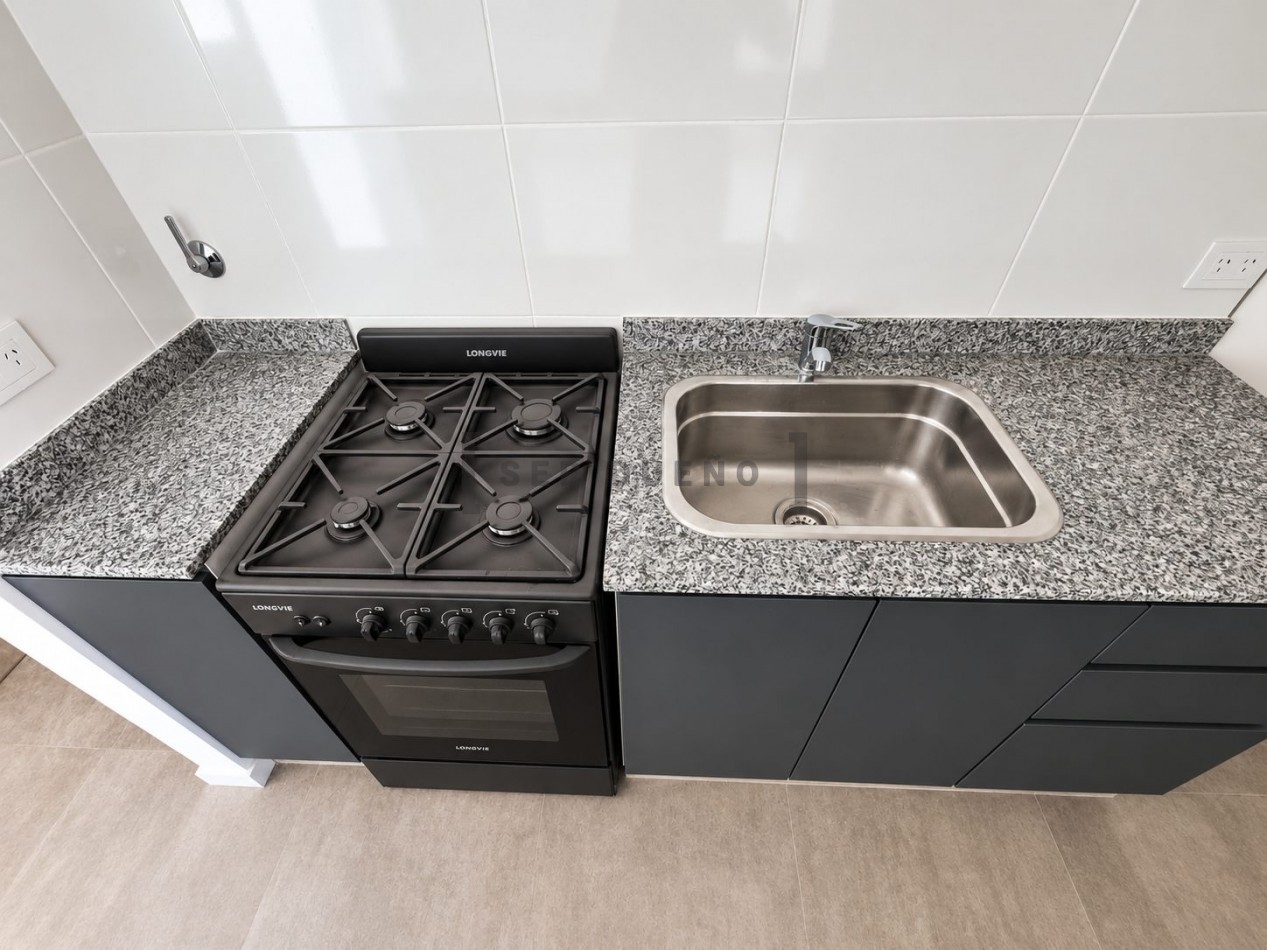 Departamento de 1 dormitorio con cochera en calle 20 de Febrero y 12 de Octubre [SER DUEÑO]co