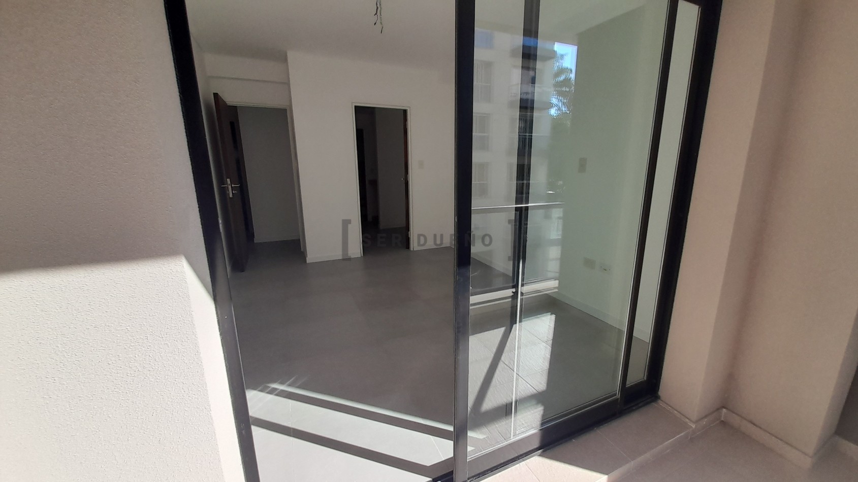 Venta Dean Funes 847 Departamento 2 dormitorios con cochera [SER DUEÑO]