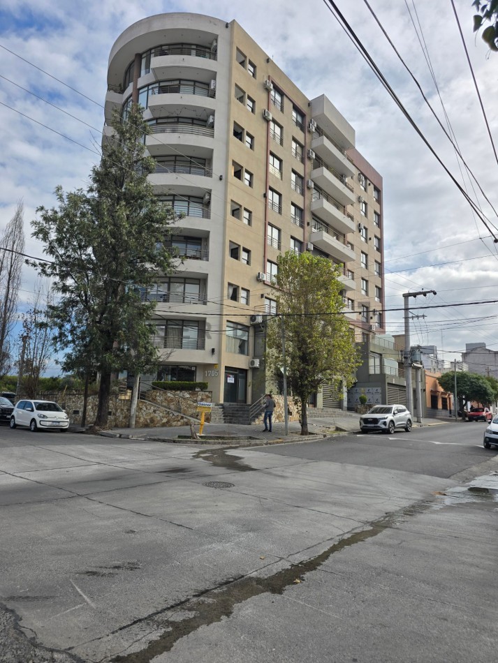 En Venta Depto 2 dormitorios 2 baños con amplio balcon en Edificio Punta Norte, en calle 20 de Febrero 1705 