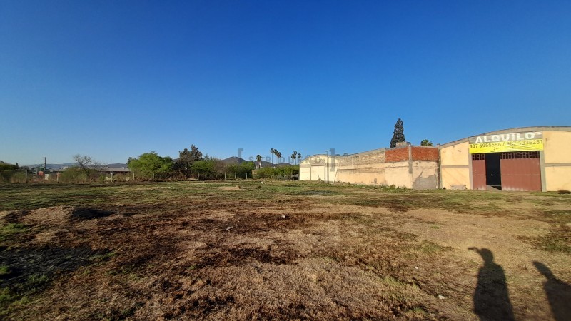 Galpon 5000 m2 Cubiertos en una Hectarea de terreno [ SER DUEÑO ]