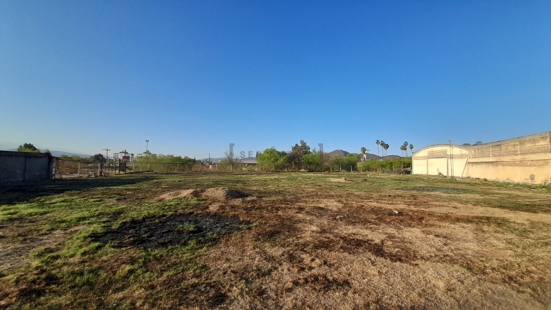 Galpon 5000 m2 Cubiertos en una Hectarea de terreno [ SER DUEÑO ]