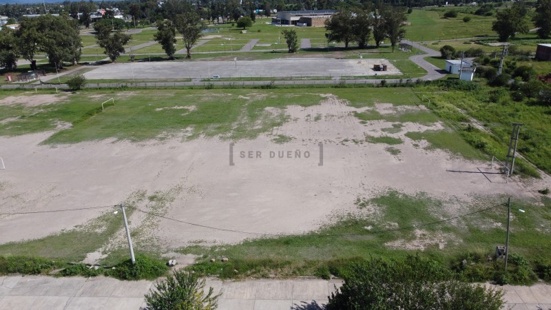 Esquina en Zona Galpones y Comercial [ SER DUEÑO ]