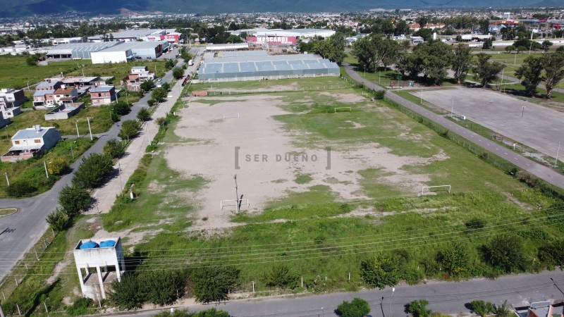 Esquina en Zona Galpones y Comercial [ SER DUEÑO ]