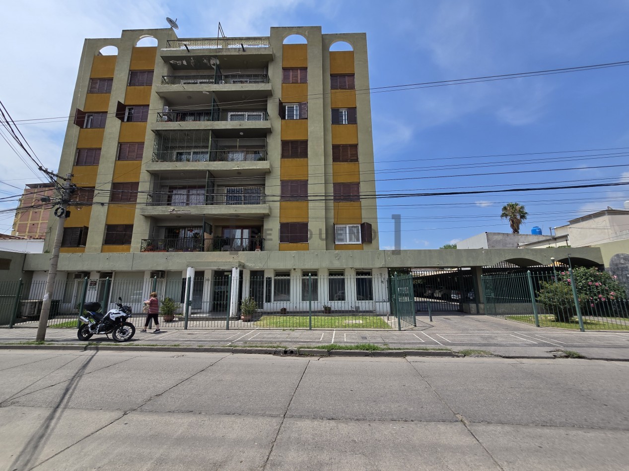 Departamento 3 dormitorios centro [ SER DUEÑO ]