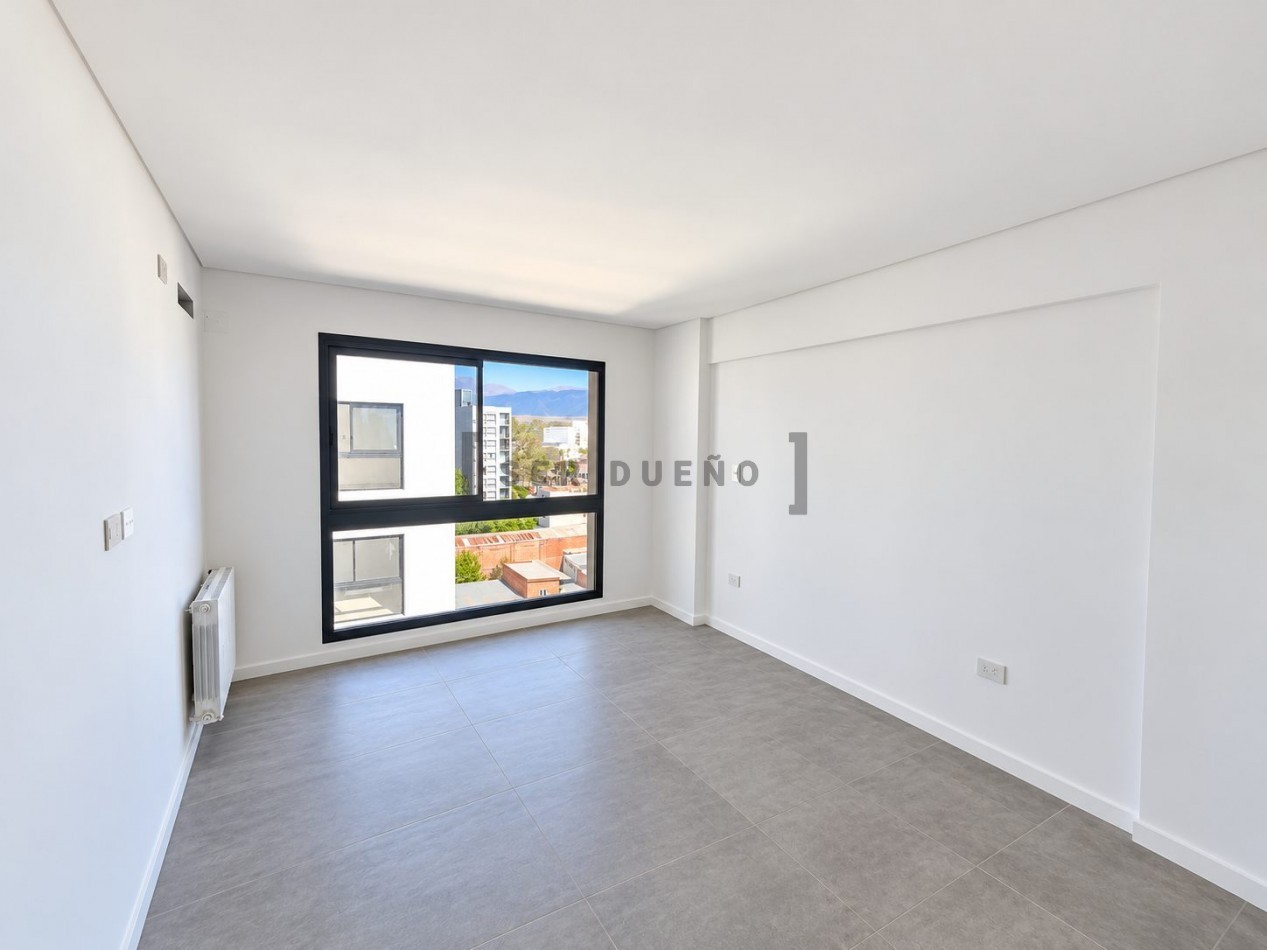 Departamento de 1 dormitorio con cochera en calle 20 de Febrero y 12 de Octubre [SER DUEÑO]co