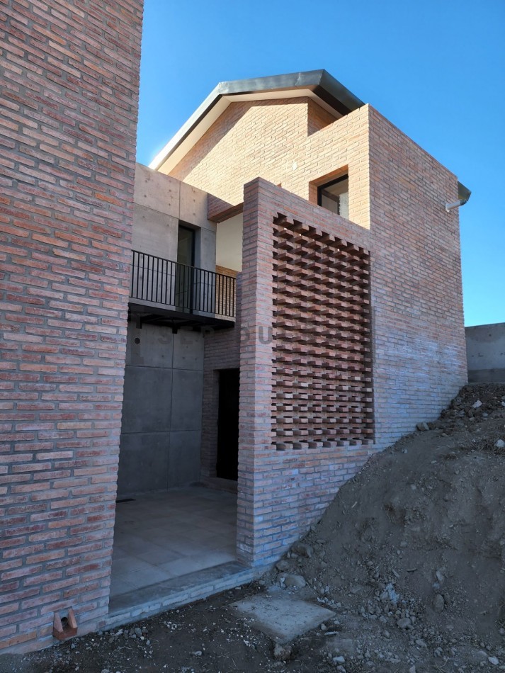 El Tipal - Casa 3 dormitorios [ SER DUEÑO ]