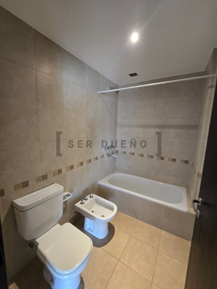En Venta Depto 2 dormitorios 2 baños con amplio balcon en Edificio Punta Norte, en calle 20 de Febrero 1705 