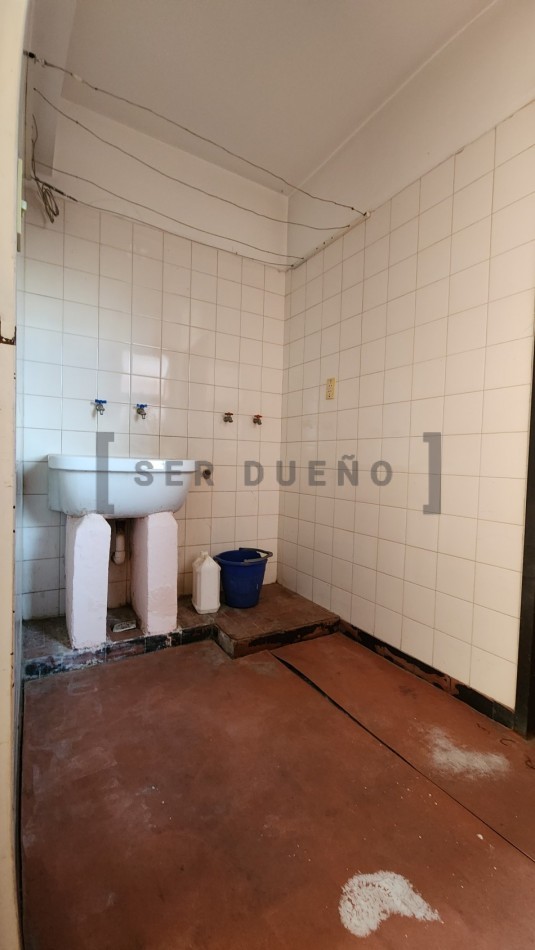 25 de Mayo 630 Departamento 4 dormitorios con cochera [ SER DUEÑO ]