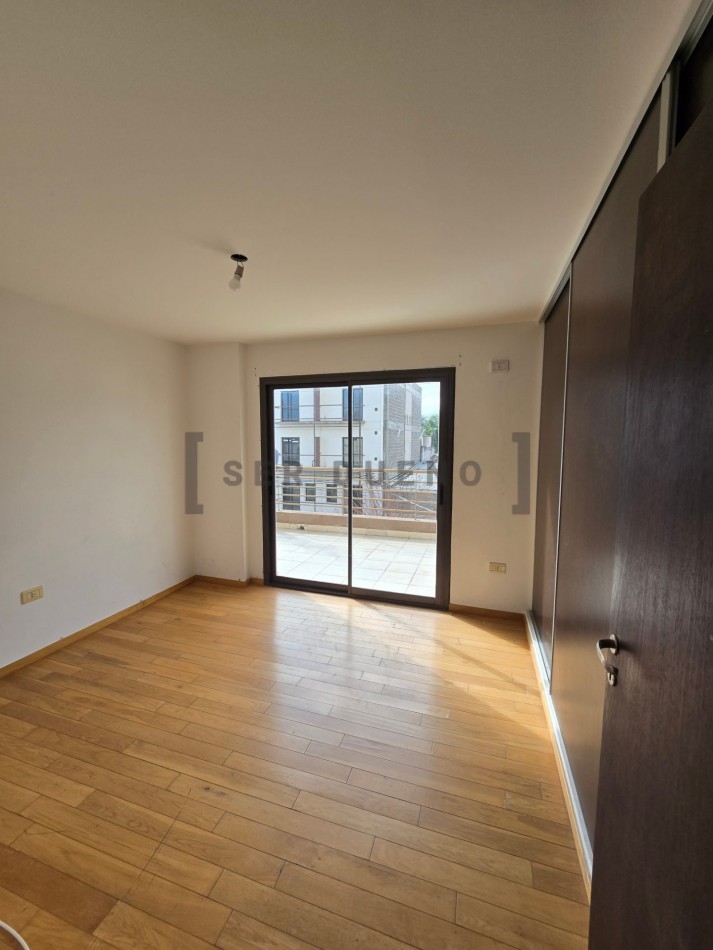 En Venta Depto 2 dormitorios 2 baños con amplio balcon en Edificio Punta Norte, en calle 20 de Febrero 1705 