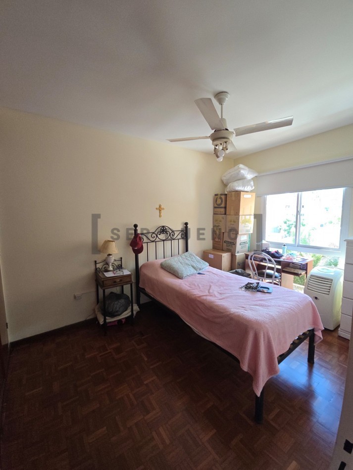 25 de Mayo 630 Departamento 4 dormitorios con cochera [ SER DUEÑO ]