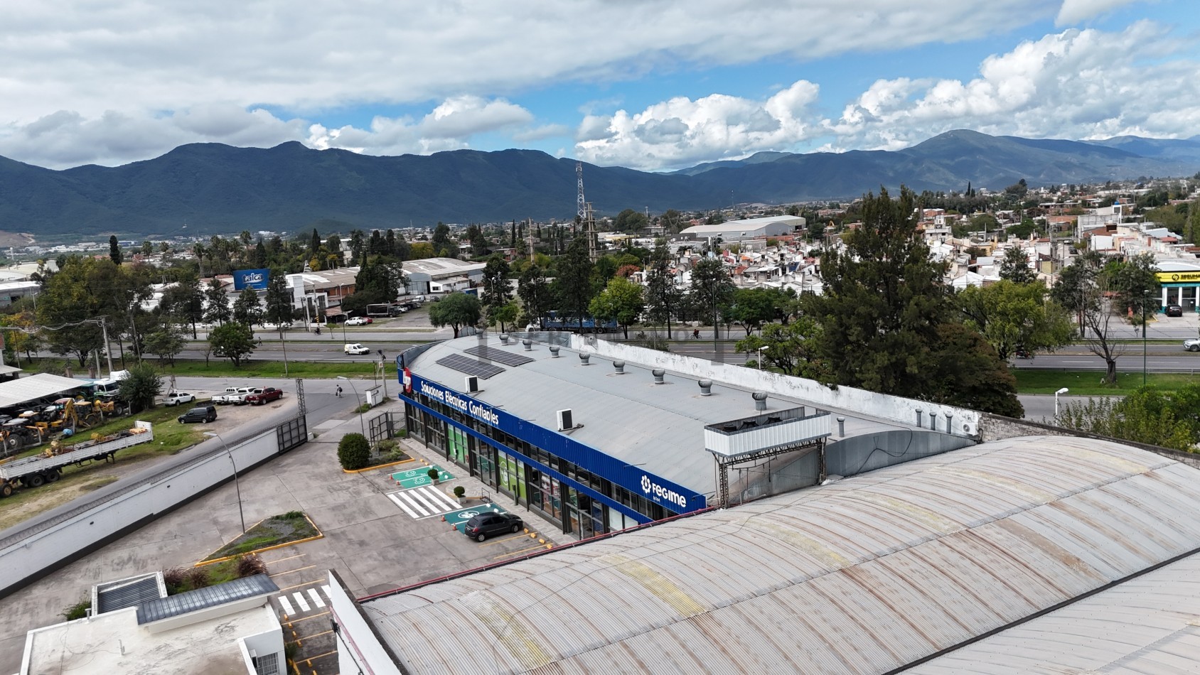 Galpon Centro Logistico, Comercial y Oficinas en Venta [SER DUEÑO]