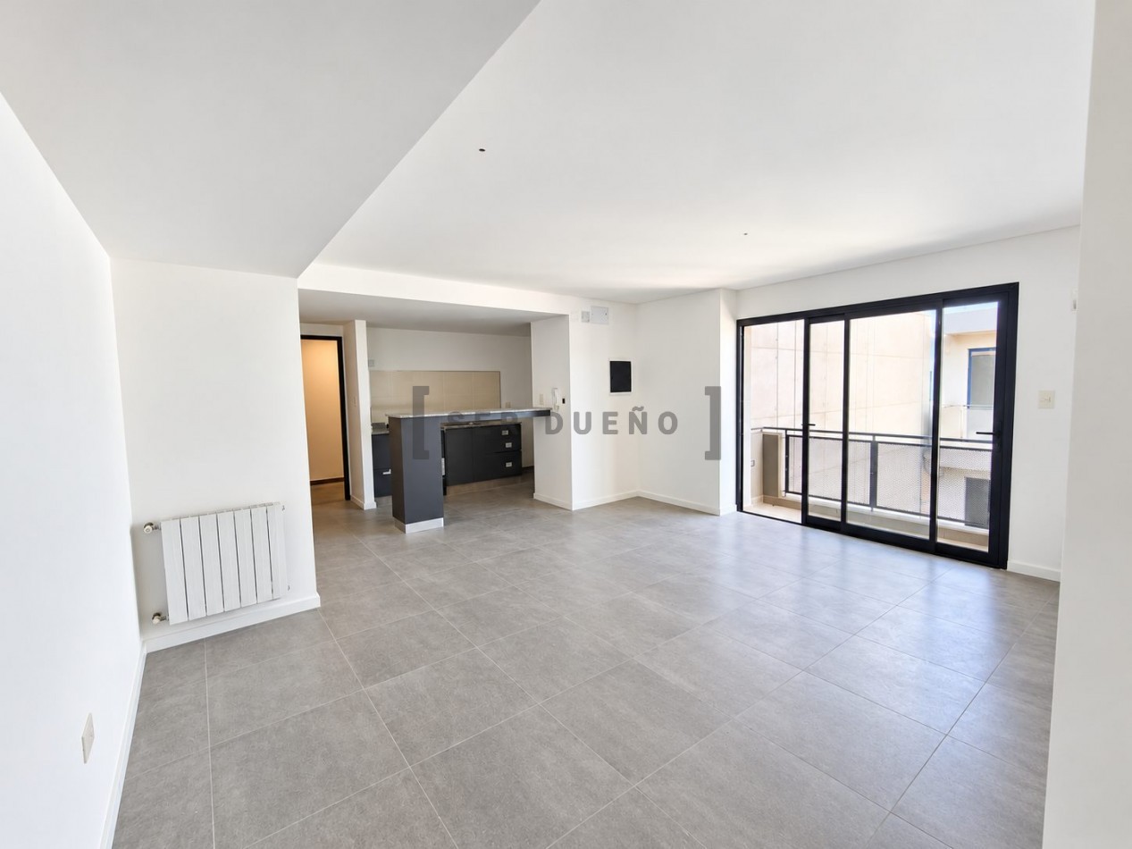 Departamento de 1 dormitorio con cochera en calle 20 de Febrero y 12 de Octubre [SER DUEÑO]co