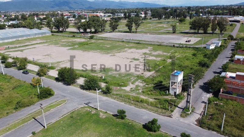 Esquina en Zona Galpones y Comercial [ SER DUEÑO ]
