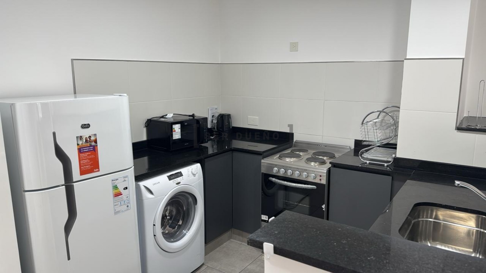 Departamento 2 dormitorios con cochera en Necochea y Dean Funes [SER DUEÑO]