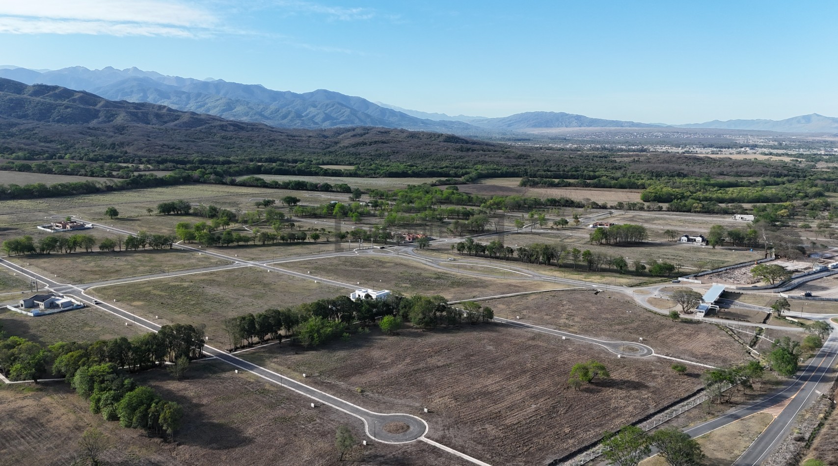 Loteo Club de Campo La Arbolada, Lote 32 de 1492 m2 [ SER DUEÑO ]