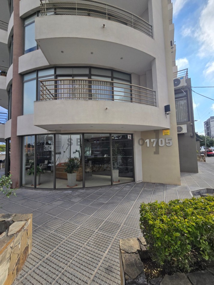 En Venta Depto 2 dormitorios 2 baños con amplio balcon en Edificio Punta Norte, en calle 20 de Febrero 1705 