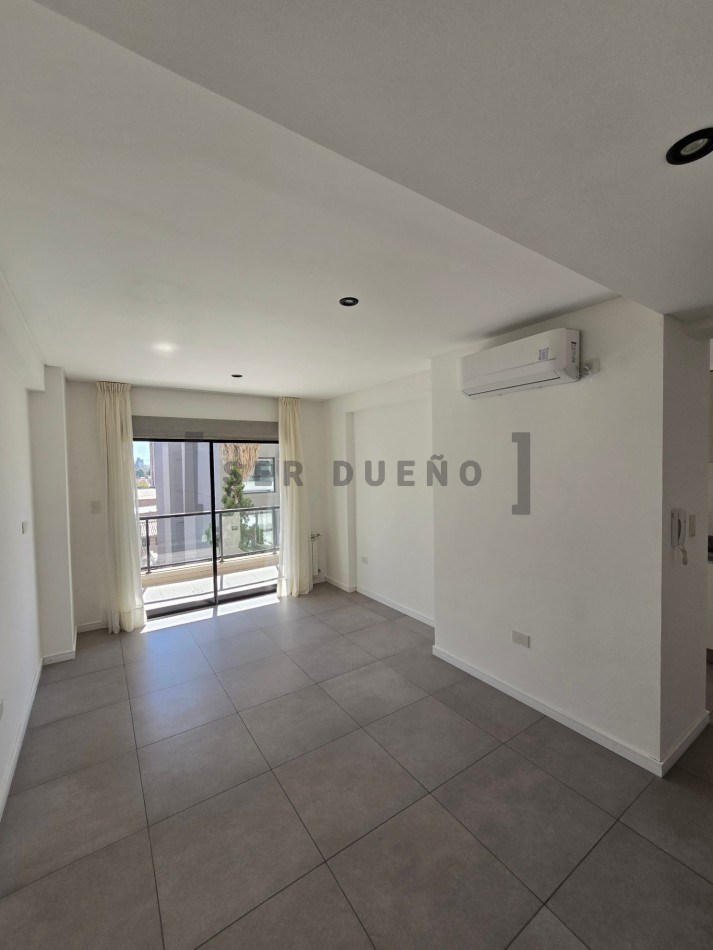 Venta Dean Funes 847 Departamento 1 dormitorio con cochera [SER DUEÑO]