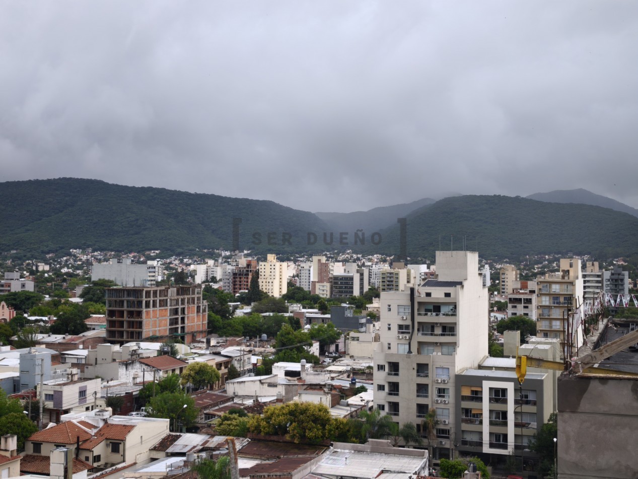 Departamento de 1 dormitorio en calle 20 de Febrero y 12 de Octubre [SER DUEÑO]