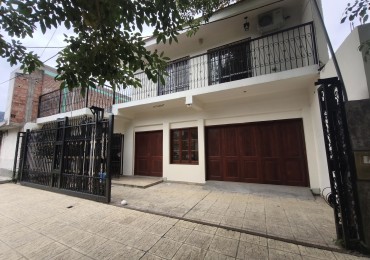 Casa 4 dormitorios en Barrio Jardin [SER DUEÑO]